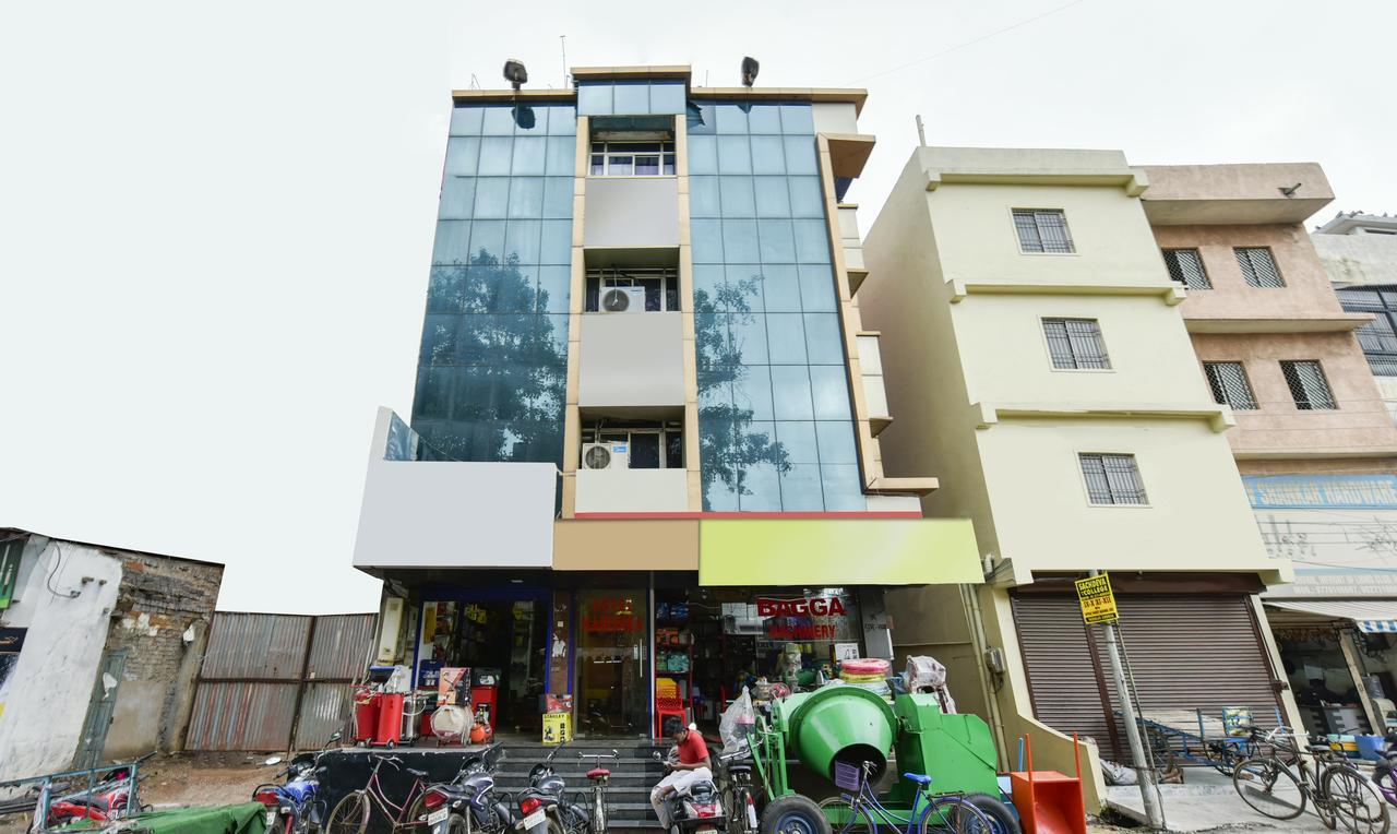 Hotel Kanishka Rāipur Екстериор снимка