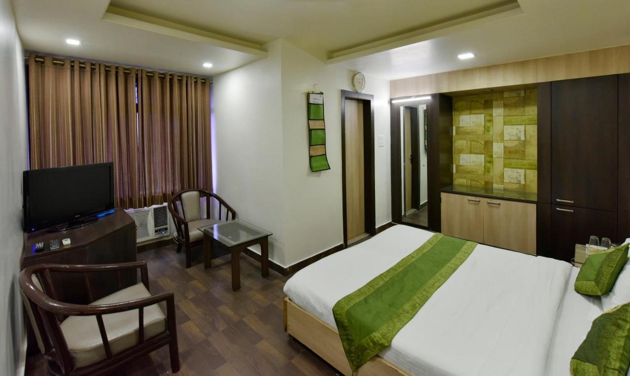 Hotel Kanishka Rāipur Екстериор снимка