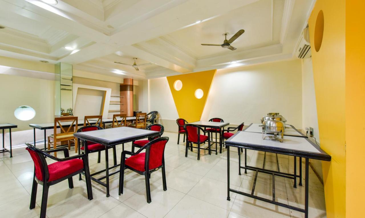 Hotel Kanishka Rāipur Екстериор снимка